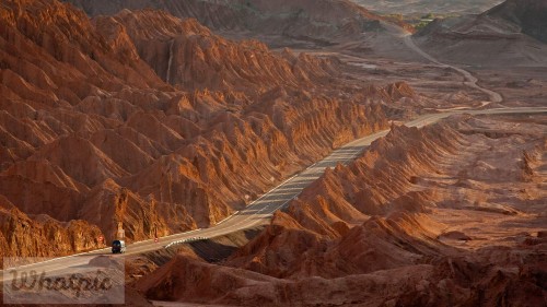 SaltMountains_EN-US13132607165_1920x1080.jpg