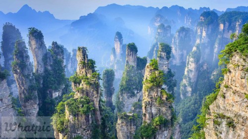 ZhangjiajieLandscape_EN-US12445284069_1920x1080.jpg