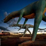 ConcreteDinosaurs_EN-US9038296644_1920x1080