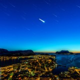 Decaying_Startrails_nimiaRM_165652_1080_HD_EN-US1933491271