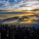 FujiSunrise_EN-US5899859591_1920x1080