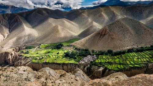 Ghyakar_EN-US8536444823_1920x1080.jpg