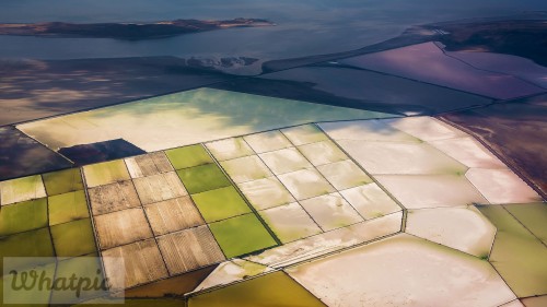GreatSaltLake_EN-US12905752705_1920x1080.jpg