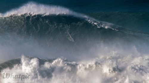 BigWaveSurfing EN US6473494383 1920x1080