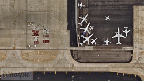 PhoenixAirport EN US9282919502 1920x1080
