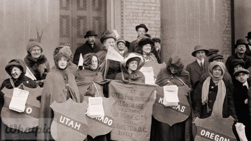 HikersVoters_EN-US2077085885_1920x1080.jpg